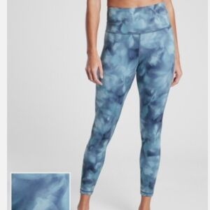 Athleta Ultra High Rise Elation 7/8 Tight Leggings in Serene Riviera Blue Sz M